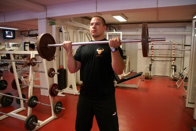 Curl Biceps Barra 2