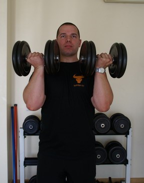 Biceps Halteres Simetrico Pé