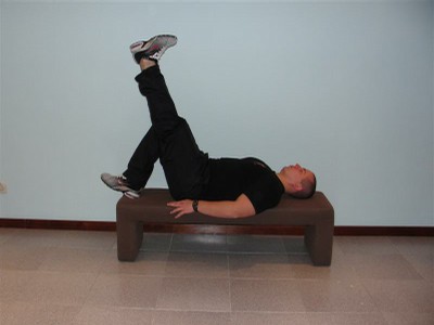 Perna - Leg Extension Alternado Deitado Livre 2