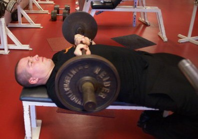 Peito, Triceps - Press Horizontal Curto Barra Z 2